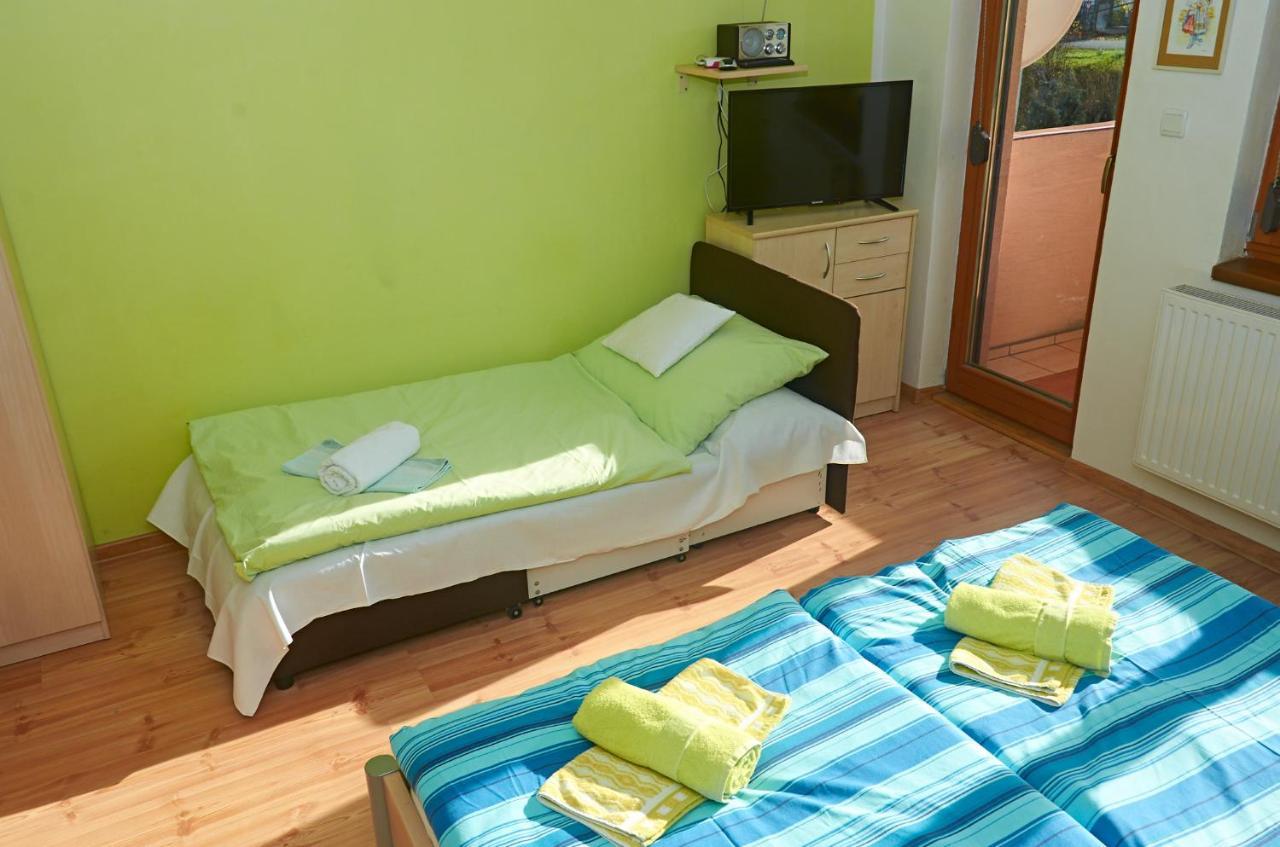 Vila Rhea Važec Exterior foto